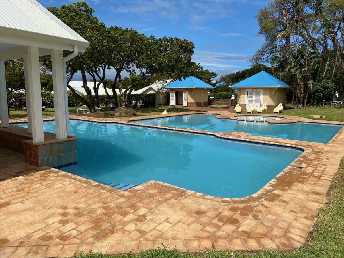 The At Caribbean Estates *